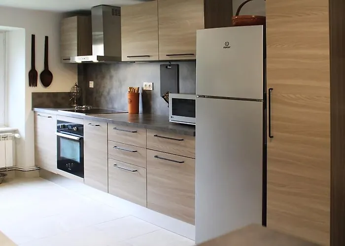 La Maison De Berthe - Havre De Paix Dans La Campagne - Entièrement Rénovée Et équipéé Hébergement de vacances Montmaur (Aude)